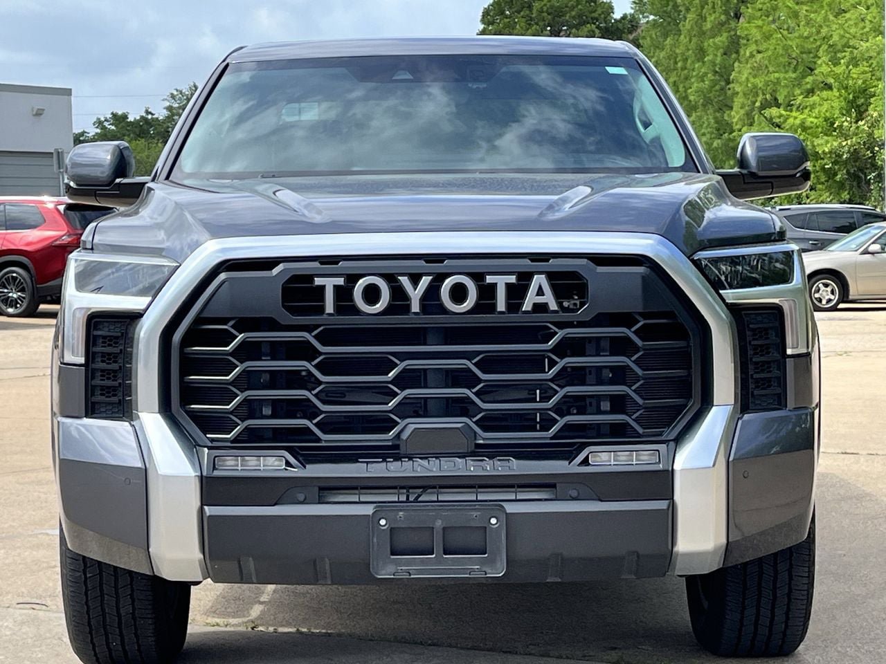 Used 2023 Toyota Tundra Limited w/ Power Package AWD/4WD image 7