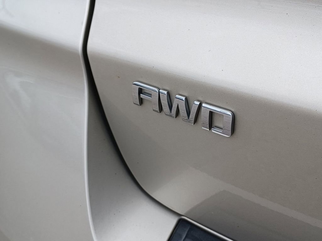 Used 2015 Chevrolet Traverse LT AWD/4WD image 6