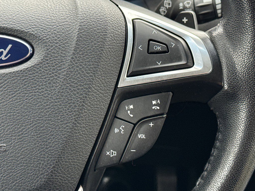 Used 2017 Ford Edge SEL w/ Cargo Accessory Package image 13