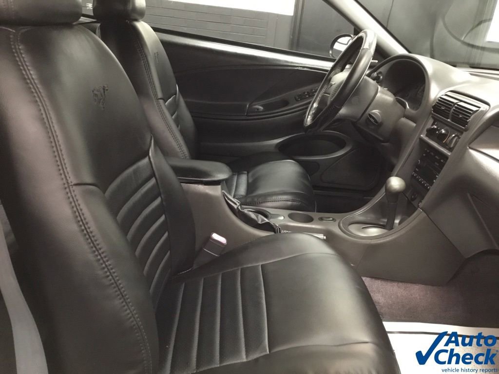 Used 2001 Ford Mustang GT image 36