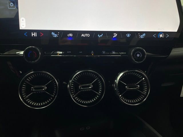 New 2026 Chevrolet Blazer EV LT image 6