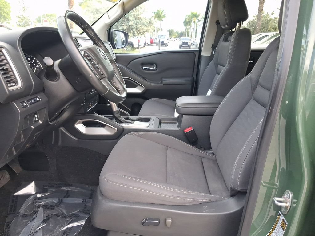Used 2022 Nissan Frontier SV RWD image 15