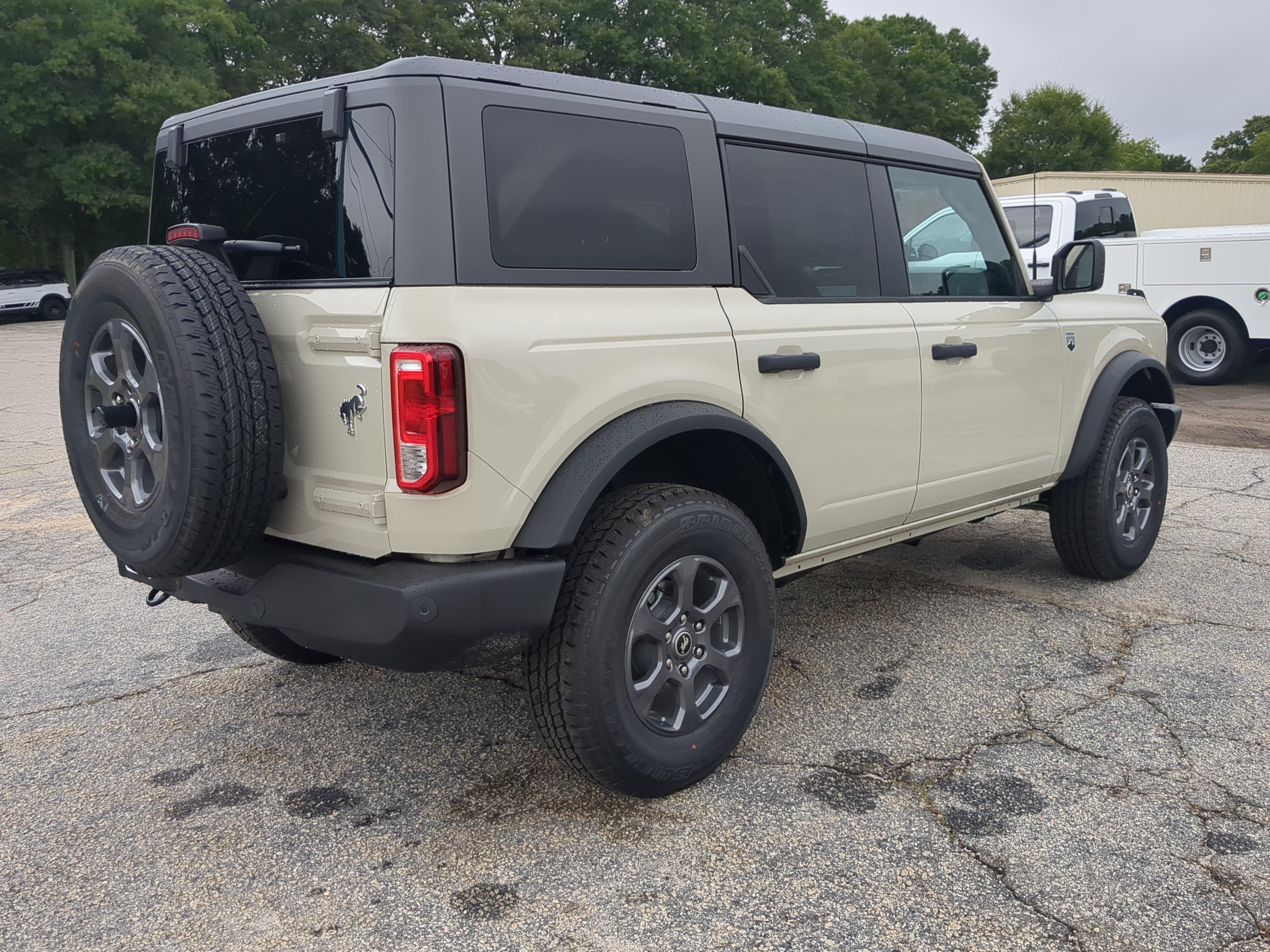 New 2026 Ford Bronco Big Bend AWD/4WD image 3