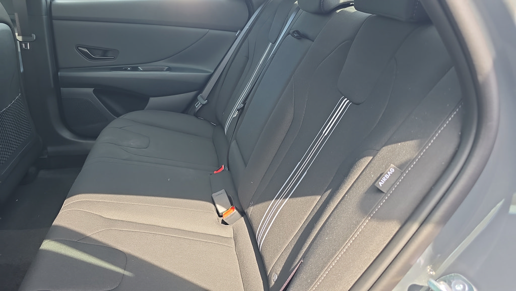 New 2026 Hyundai Elantra SEL Sport Premium FWD image 9
