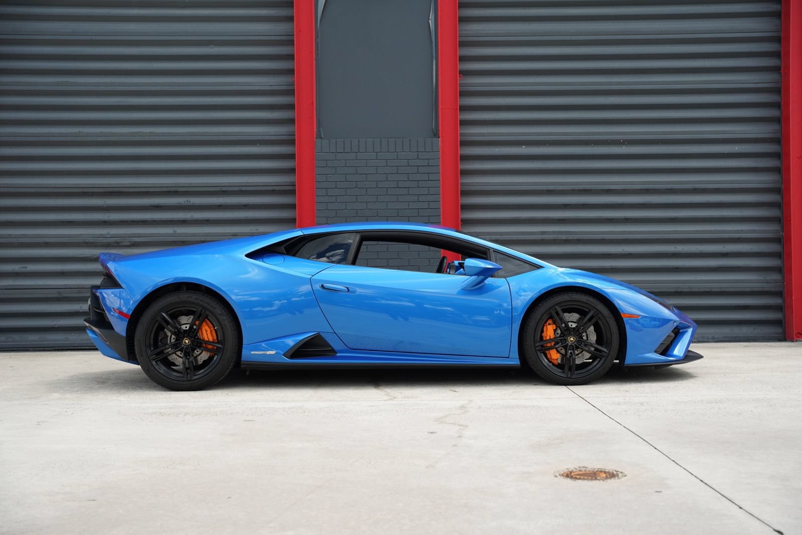 Used 2020 Lamborghini Huracan EVO RWD image 8