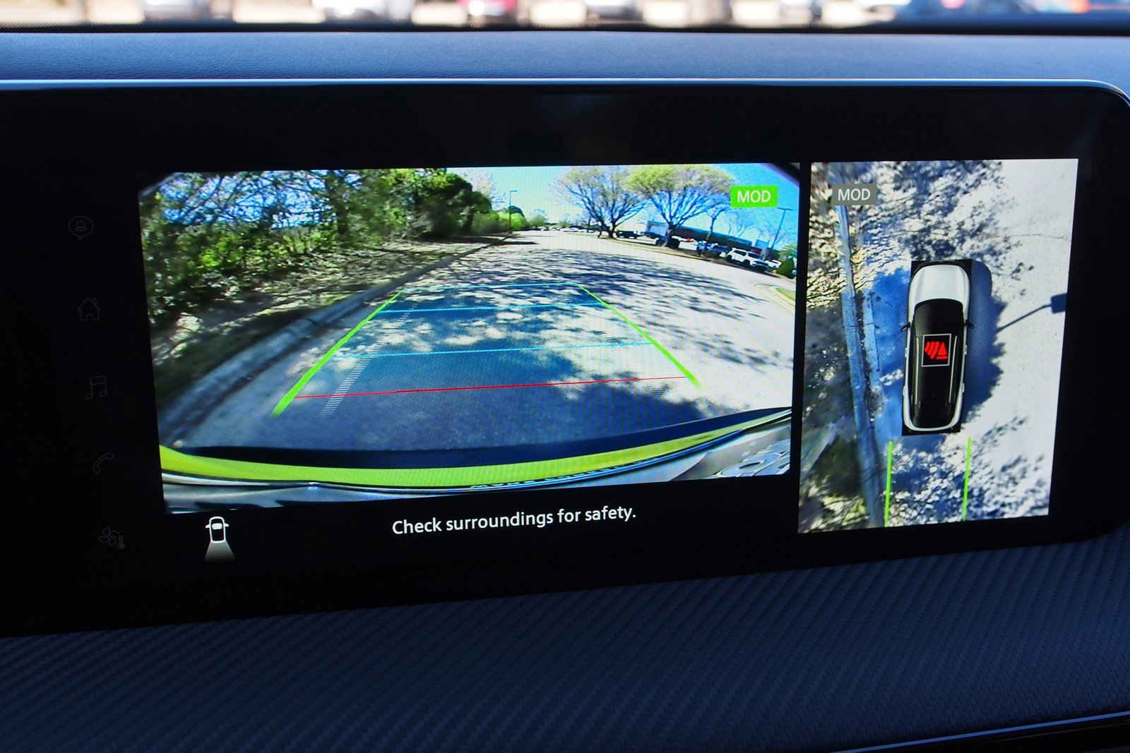 Used 2025 Nissan Kicks SR image 28