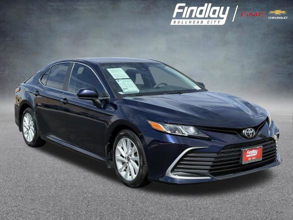 Used 2021 Toyota Camry LE image 1