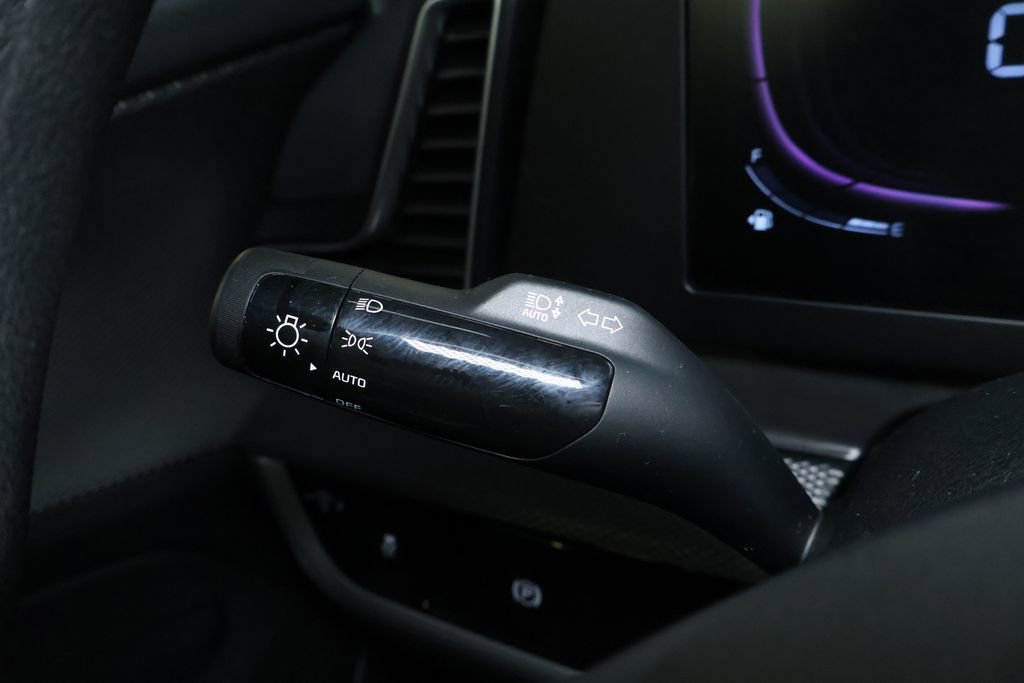 Used 2024 Kia Sportage LX image 22