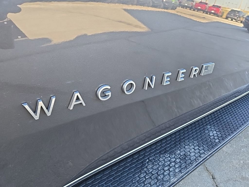 Used 2024 Jeep Wagoneer Series II image 19