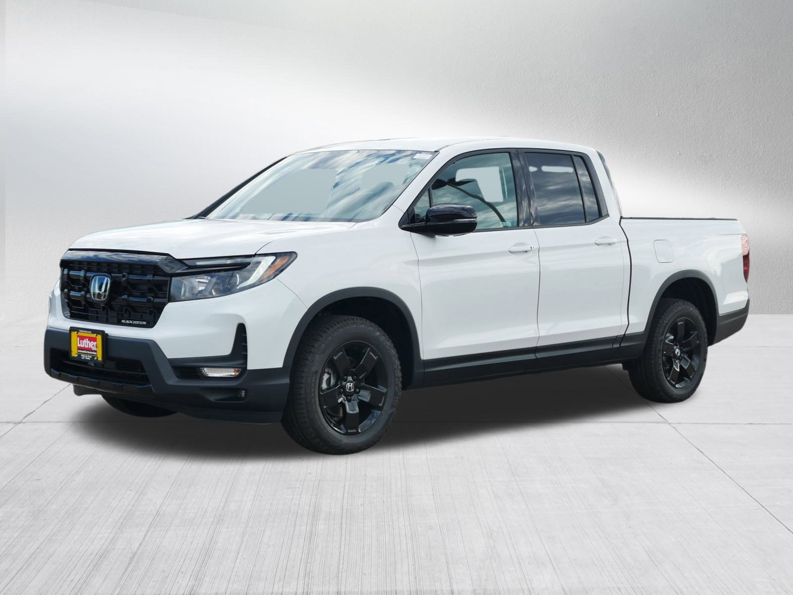 New 2026 Honda Ridgeline Black Edition image 2