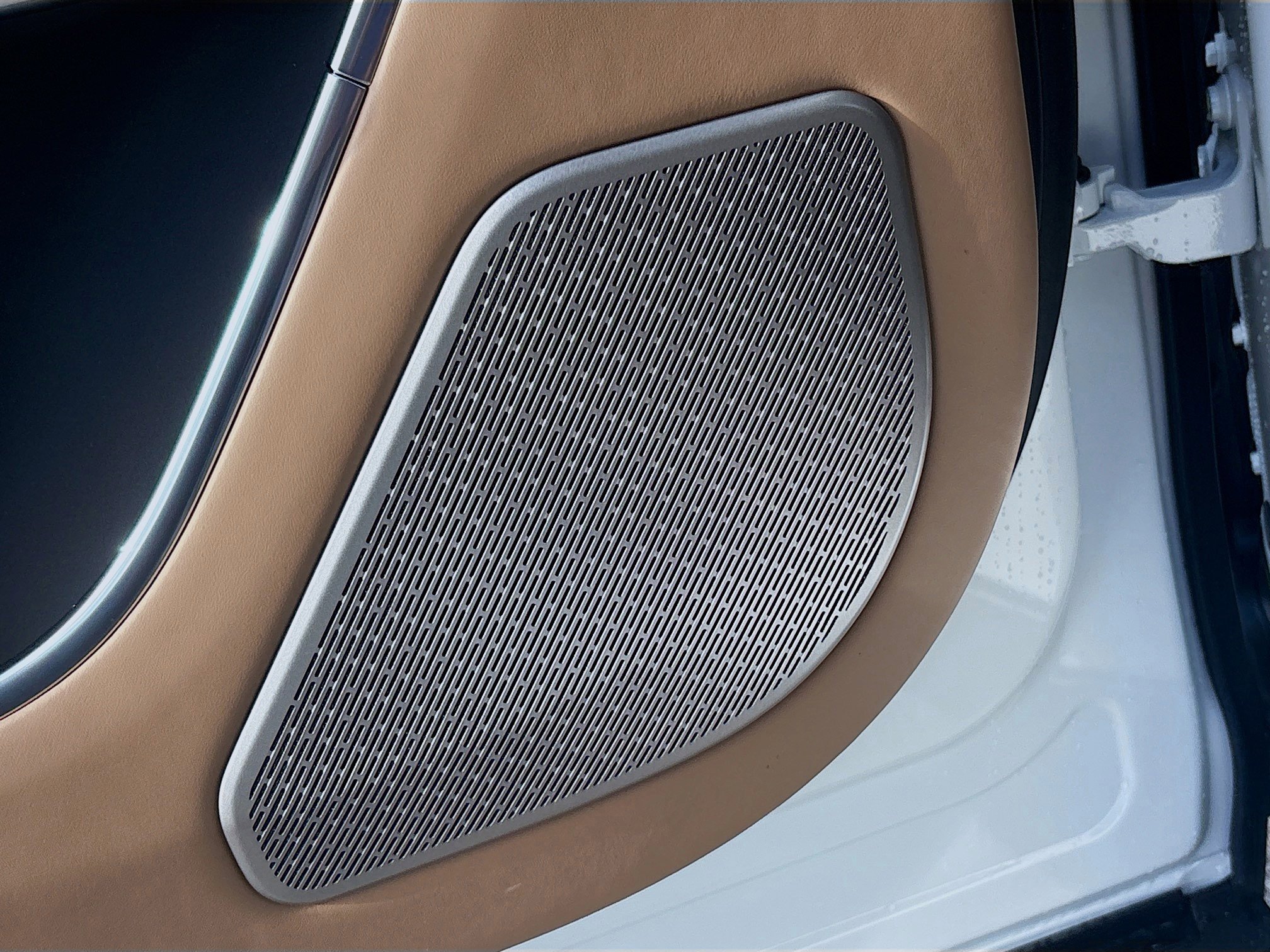 New 2026 Land Rover Range Rover Long Wheelbase Autobiography image 26