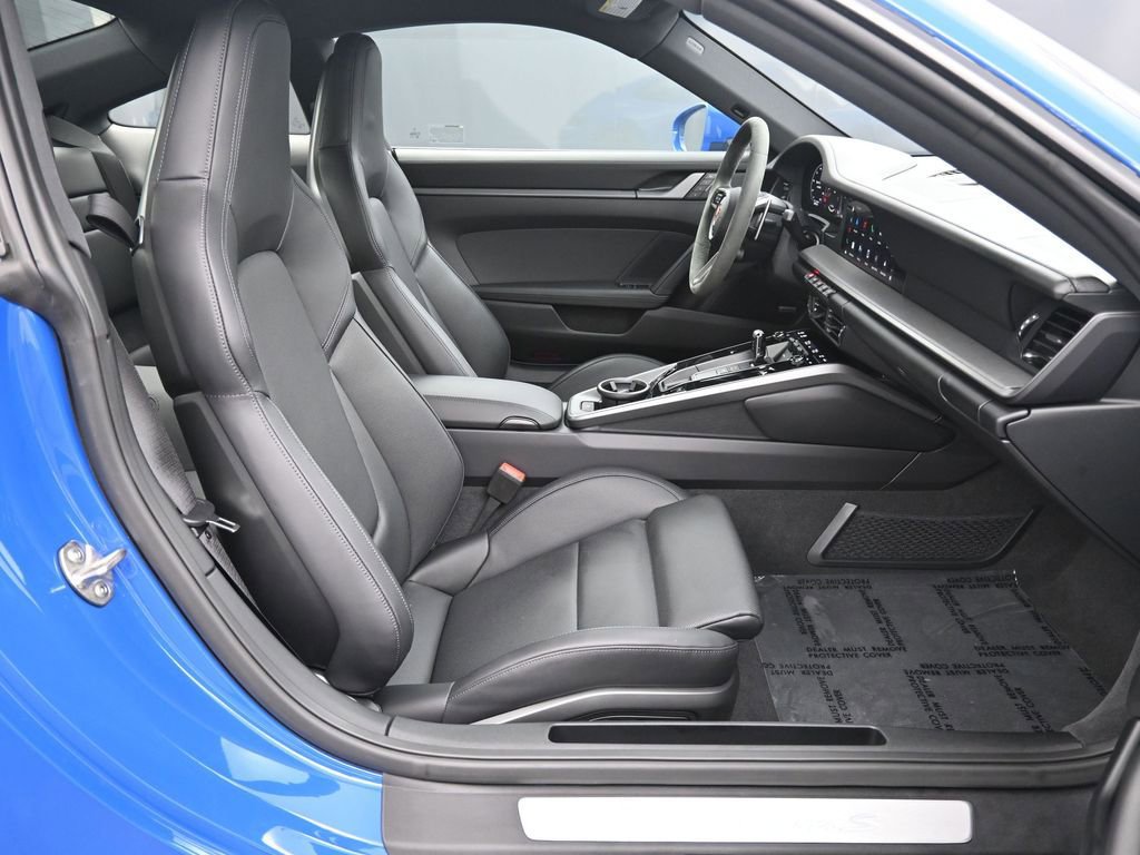 Certified 2025 Porsche 911 Carrera S RWD image 28