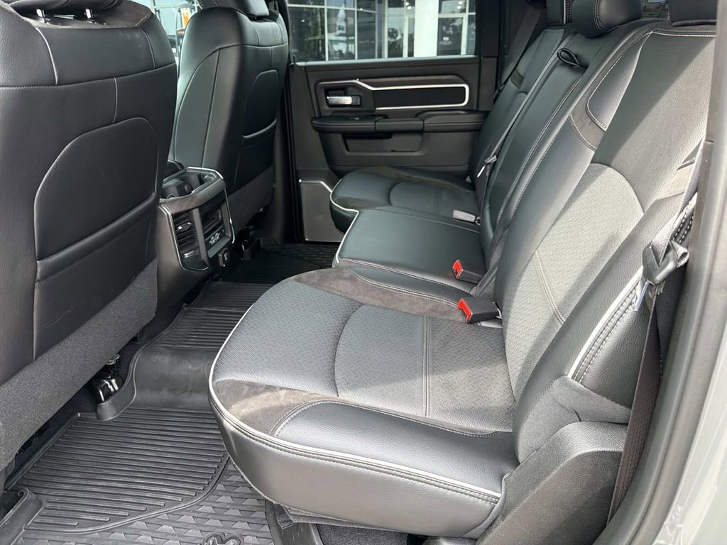 Used 2026 RAM 2500 Laramie AWD/4WD image 15