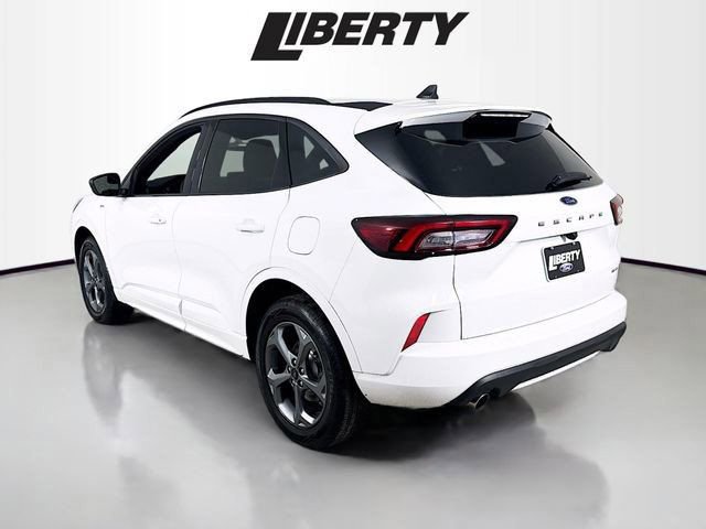 Certified 2023 Ford Escape ST-Line image 5