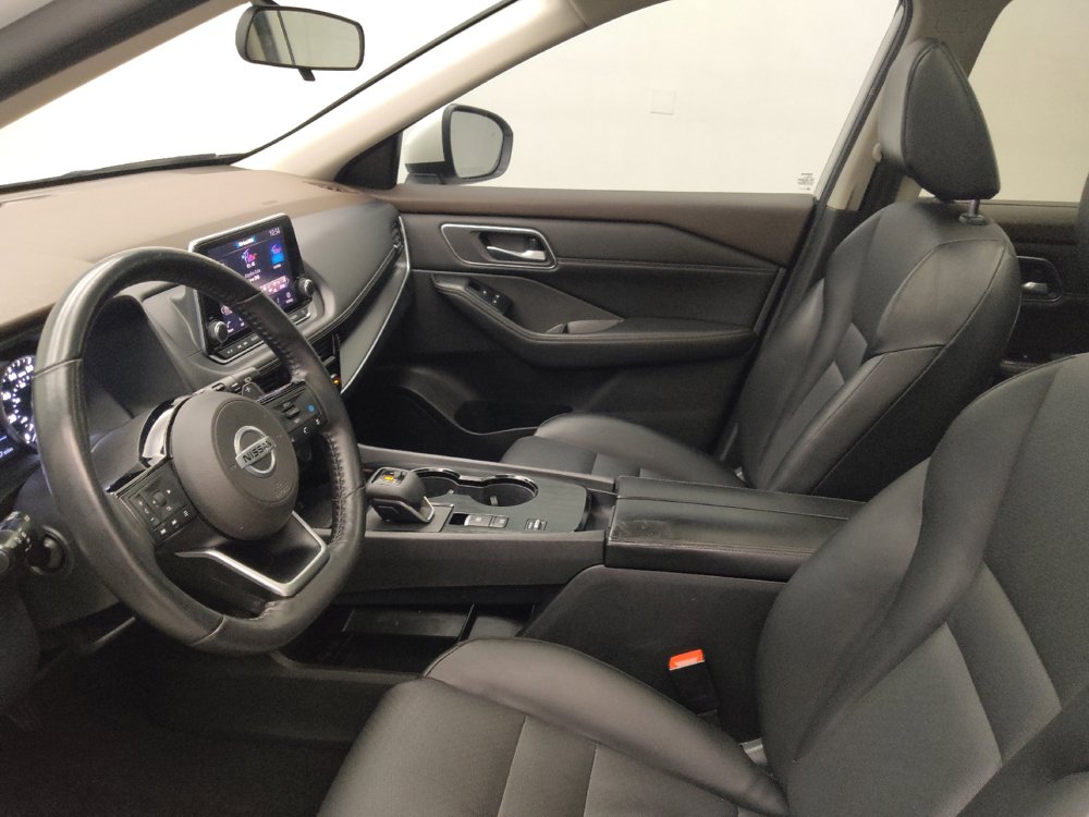 Used 2021 Nissan Rogue SV w/ Premium Package FWD image 17