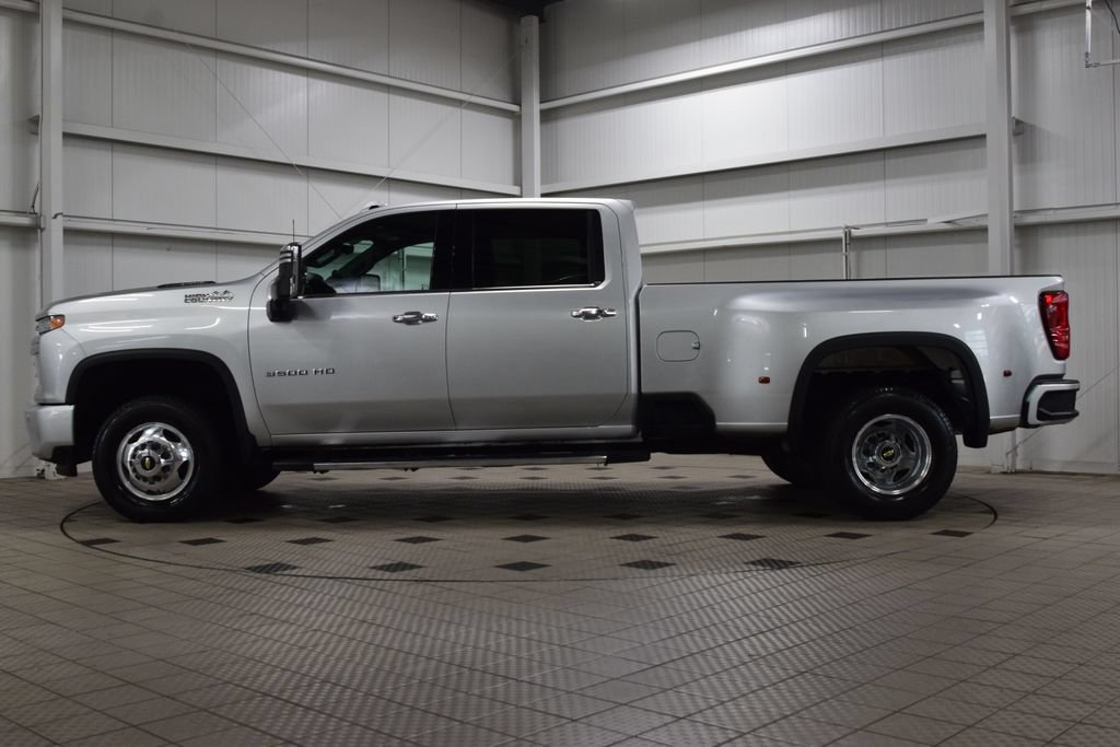Used 2022 Chevrolet Silverado 3500 High Country w/ LPO, Hitch Package AWD/4WD image 4