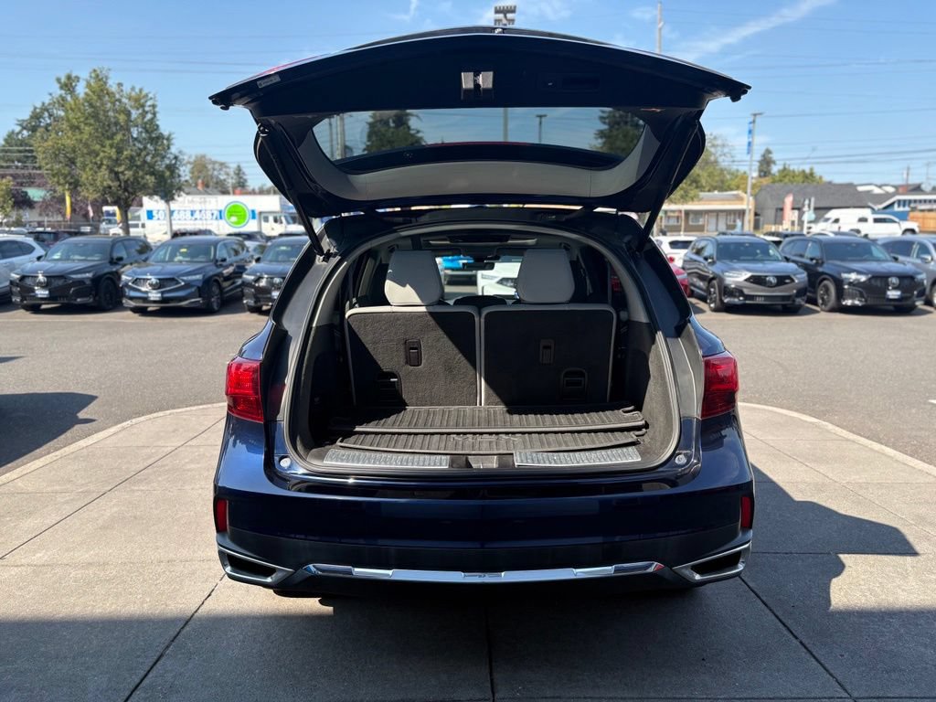 Used 2017 Acura MDX w/ Tech & Entertainment Pkg AWD/4WD image 8