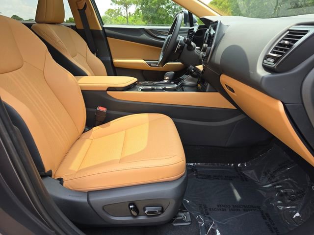 Used 2025 Lexus NX 250 FWD w/ Towing Package (2000 Lbs) image 10