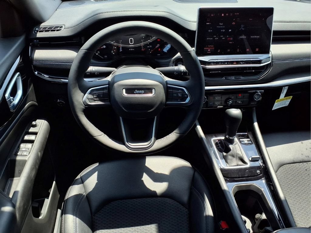 New 2026 Jeep Compass Latitude AWD/4WD image 20