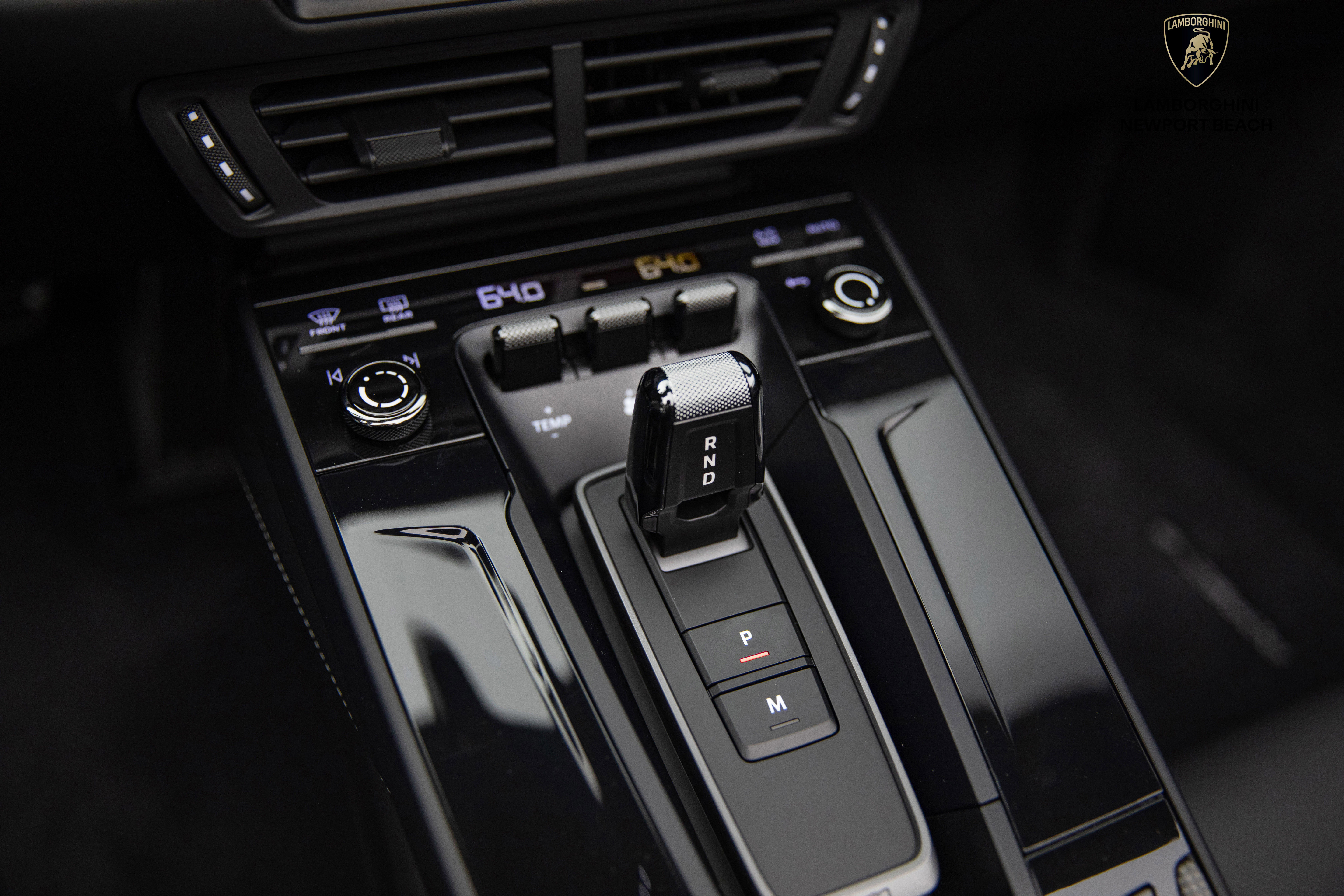 Used 2025 Porsche 911 GTS image 33