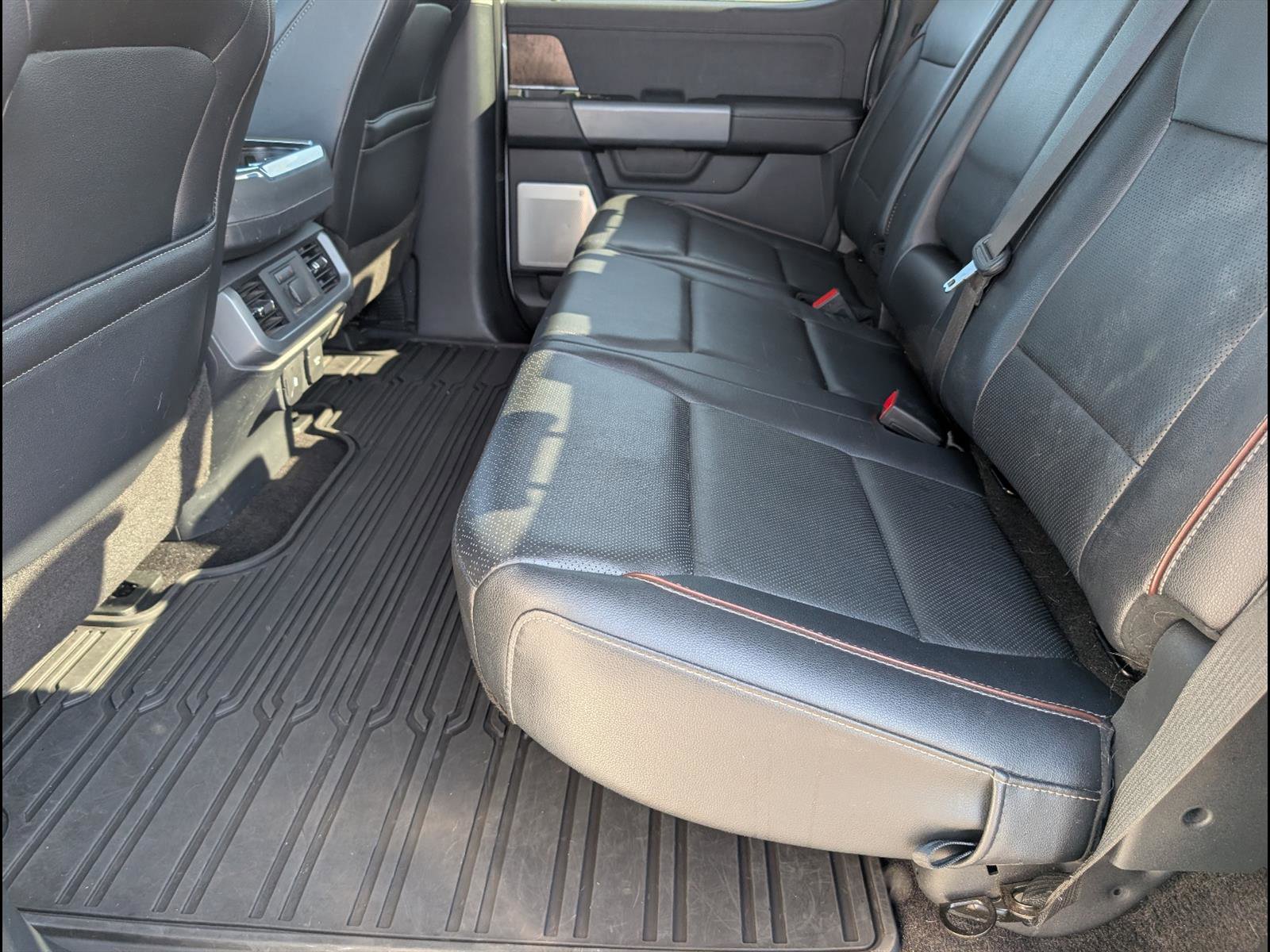 Used 2021 Ford F150 Lariat w/ Equipment Group 502A High AWD/4WD image 12