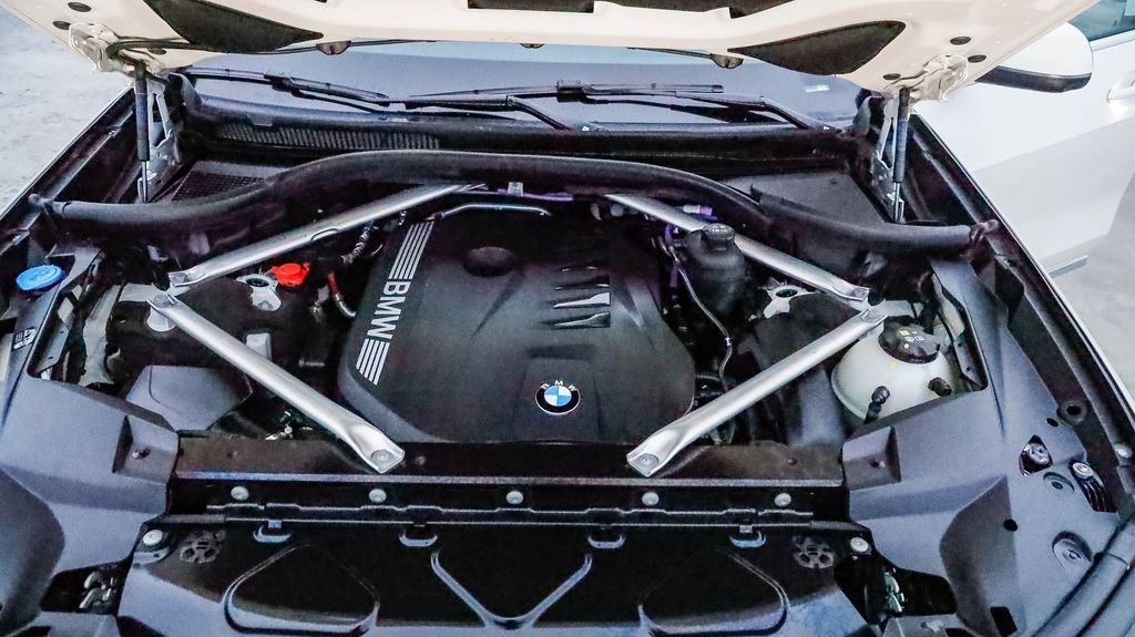 Used 2023 BMW X7 xDrive40i image 32