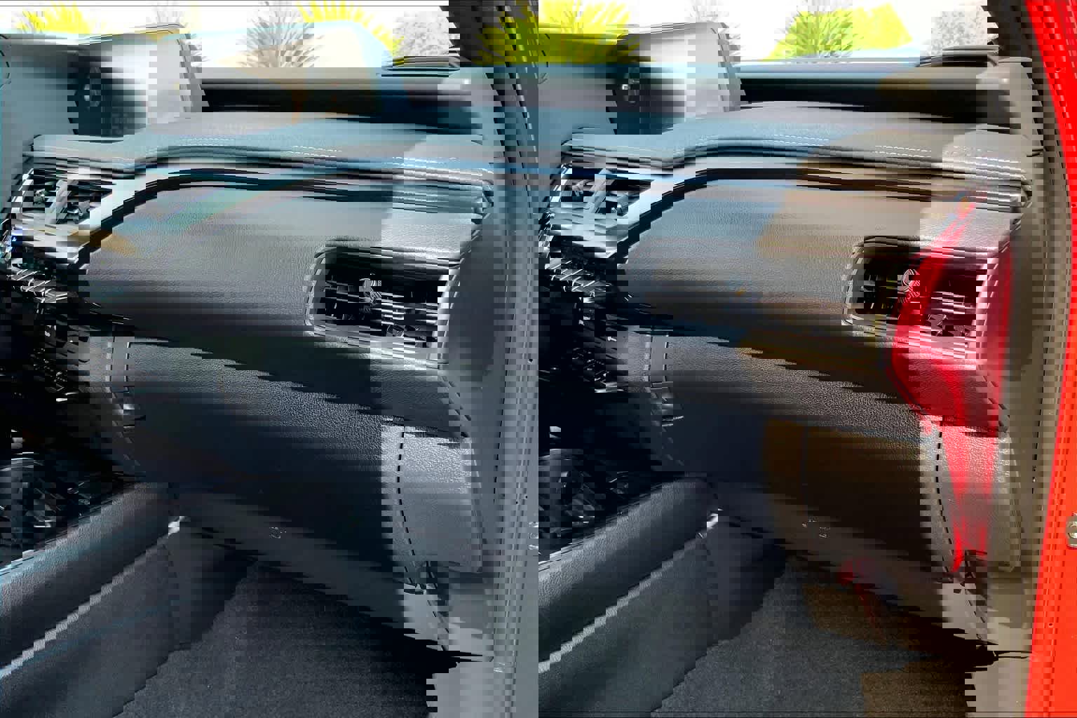 Used 2019 Lexus UX 250h w/ Premium Package image 19