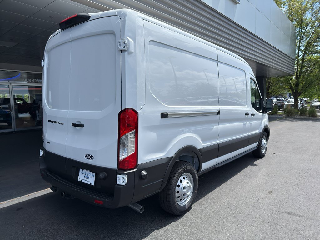 New 2026 Ford Transit 250 148 Medium Roof Extended AWD image 4