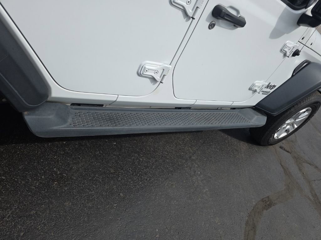 Used 2018 Jeep Wrangler Unlimited Sport S image 10