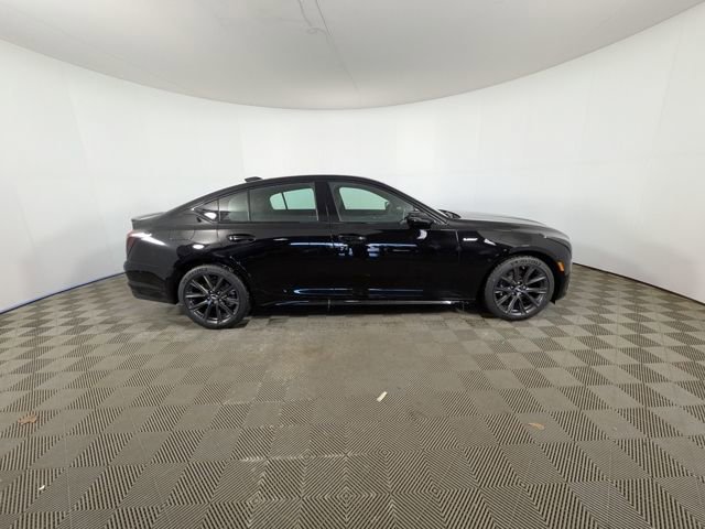 New 2026 Cadillac CT5 V image 2