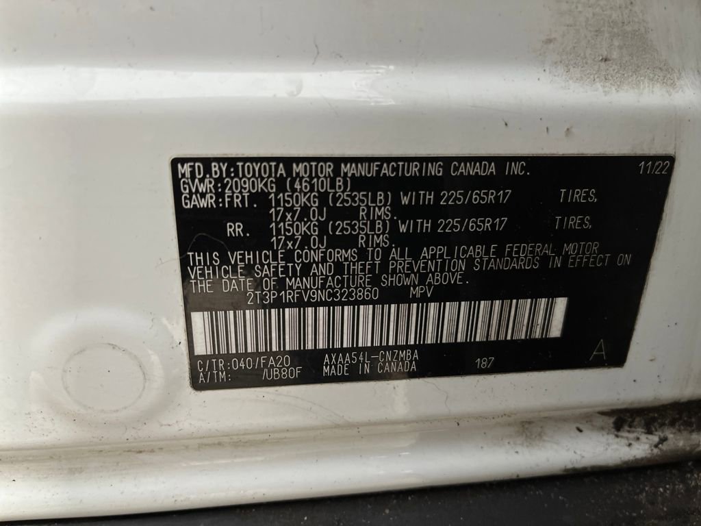 Used 2022 Toyota RAV4 XLE w/ Convenience Package image 32