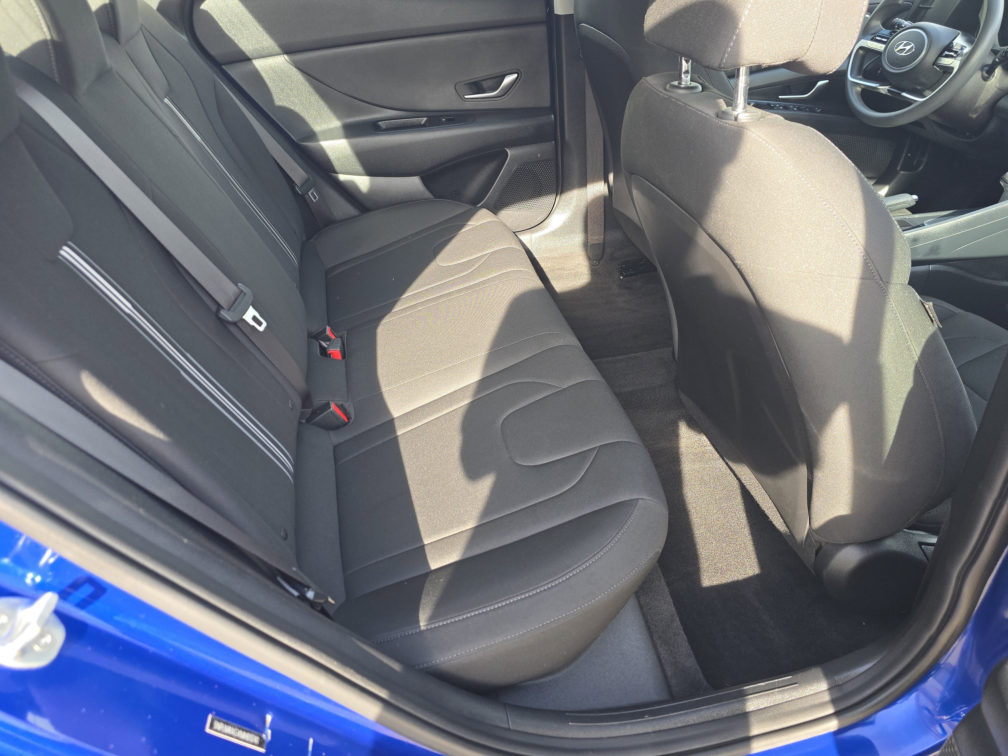 Used 2021 Hyundai Elantra SEL FWD image 16