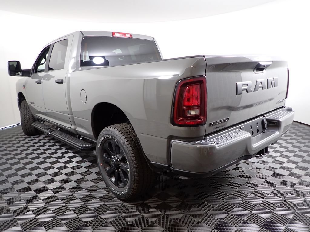 New 2026 RAM 2500 Big Horn AWD/4WD image 11