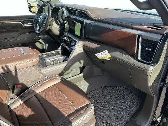 New 2026 GMC Sierra 3500 Denali w/ Technology Package AWD/4WD image 15