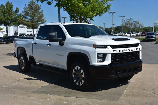 Used 2021 Chevrolet Silverado 2500 Custom w/ Custom Value Package image 3