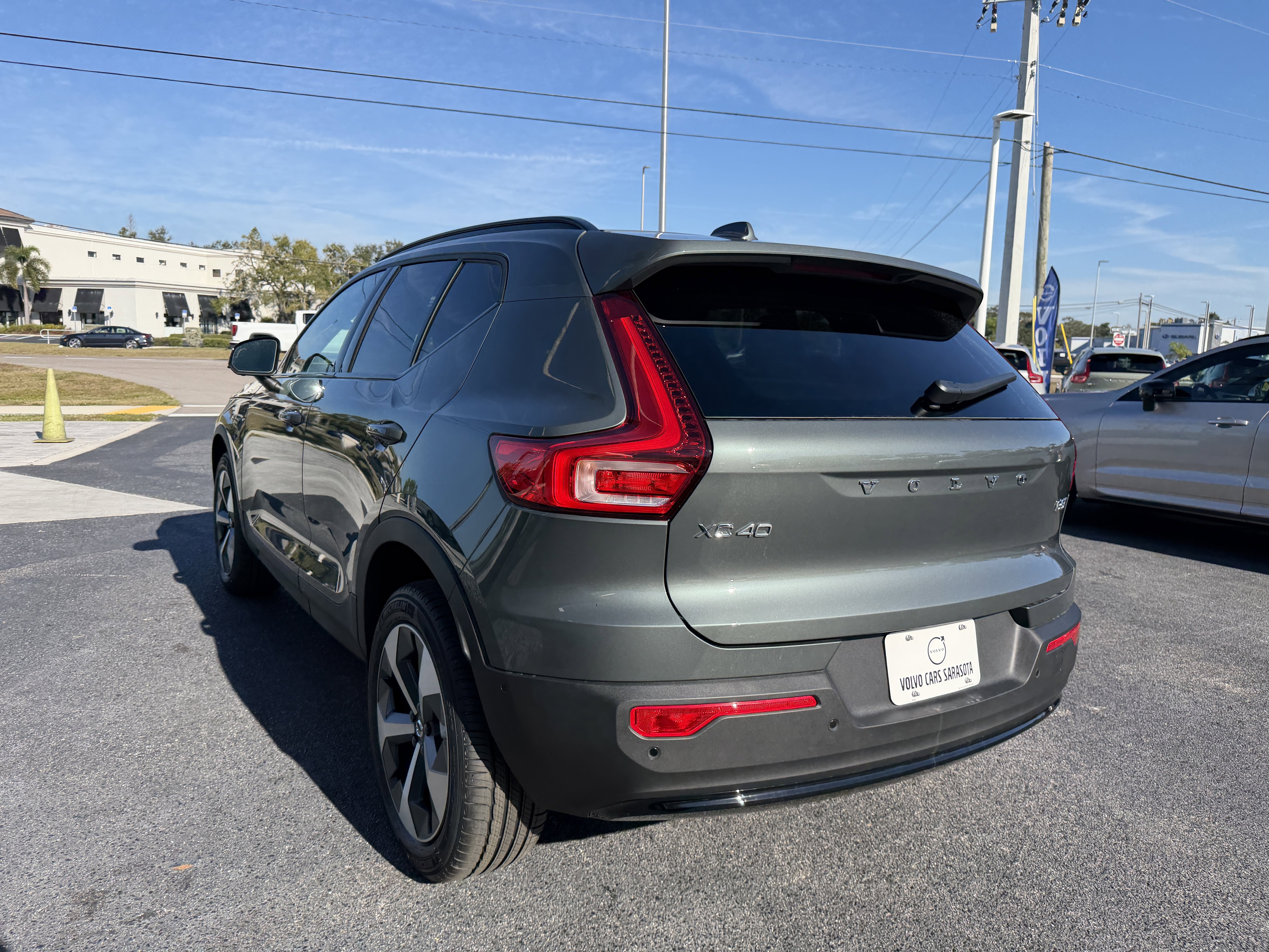 New 2026 Volvo XC40 B5 Plus w/ Climate Package image 4