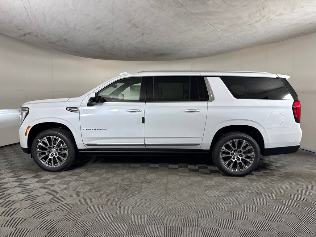 New 2026 GMC Yukon XL Denali w/ Denali Reserve Package AWD/4WD image 8