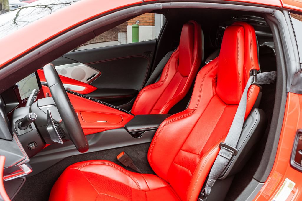 Used 2022 Chevrolet Corvette Stingray Preferred Cpe w/ Battery Protection Package image 37