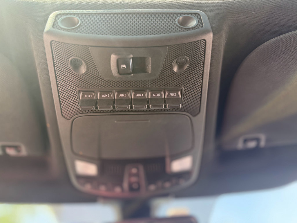Used 2017 Ford F250 Platinum w/ Platinum Ultimate Package AWD/4WD image 37