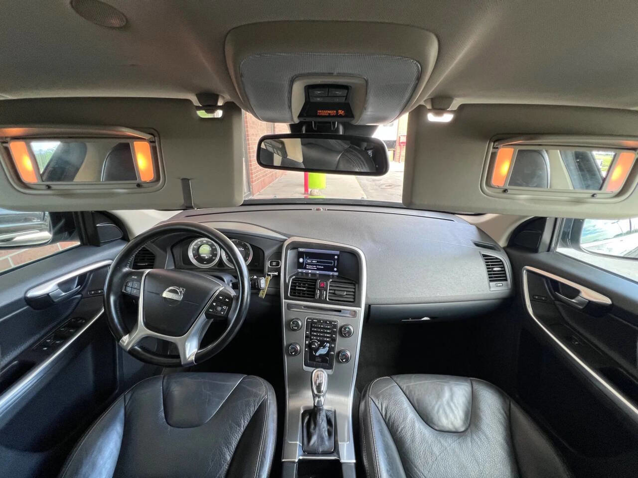 Used 2013 Volvo XC60 T6 image 22