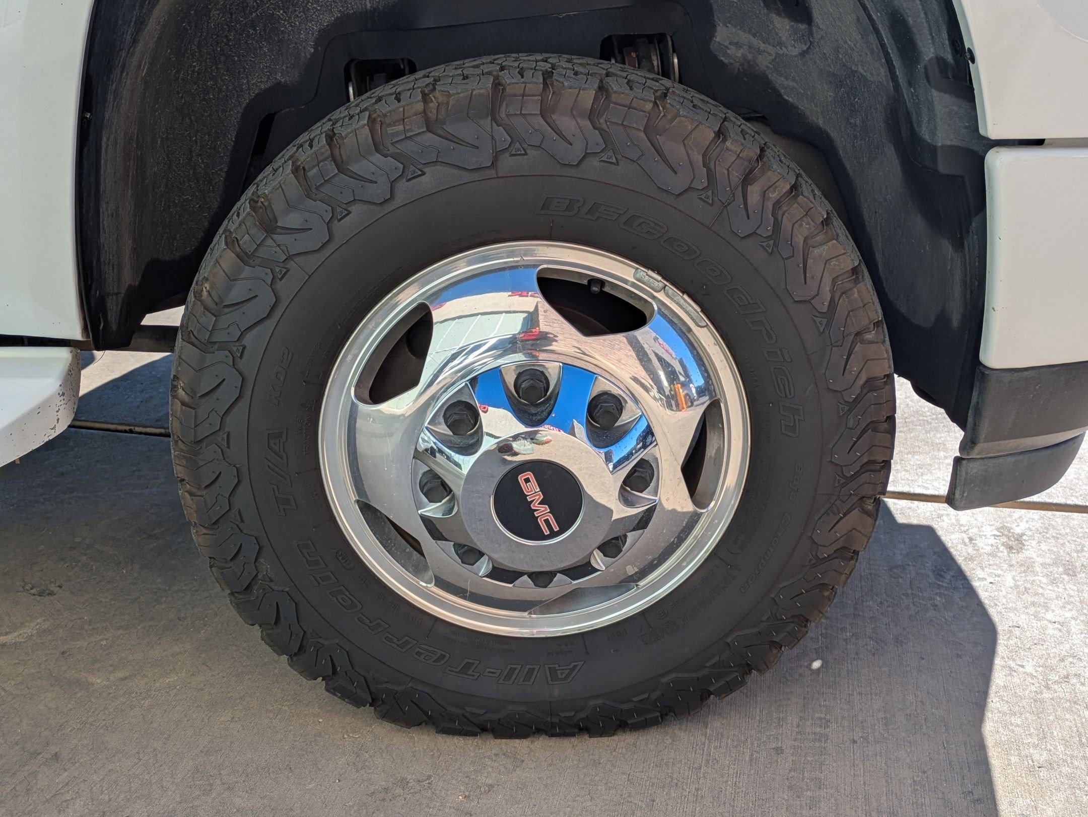 Used 2013 GMC Sierra 3500 Denali image 12