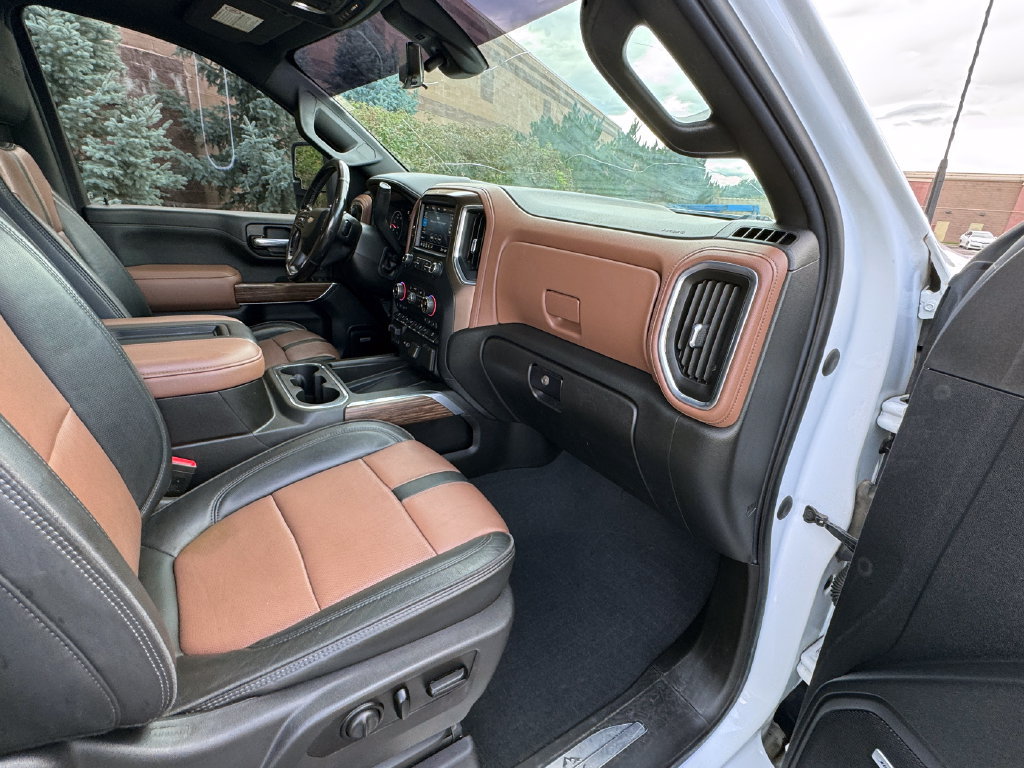 Used 2021 Chevrolet Silverado 3500 High Country w/ Z71 Off-Road Package AWD/4WD image 39