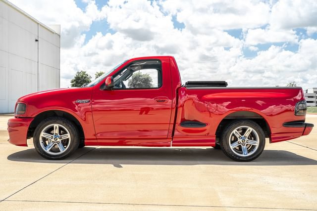 Used 2003 Ford F150 Lightning RWD image 5