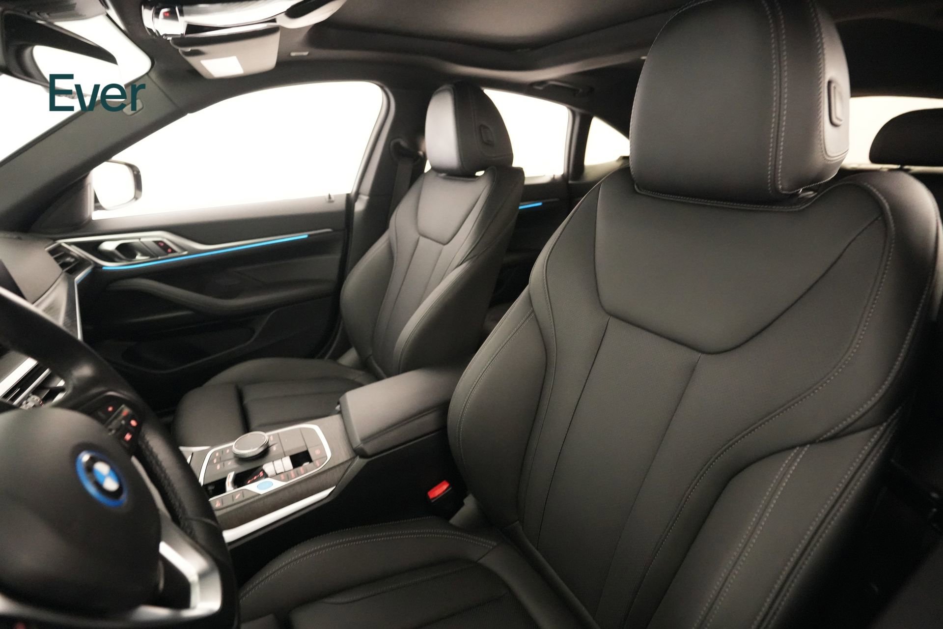 Used 2024 BMW i4 eDrive35 w/ Premium Package RWD image 4