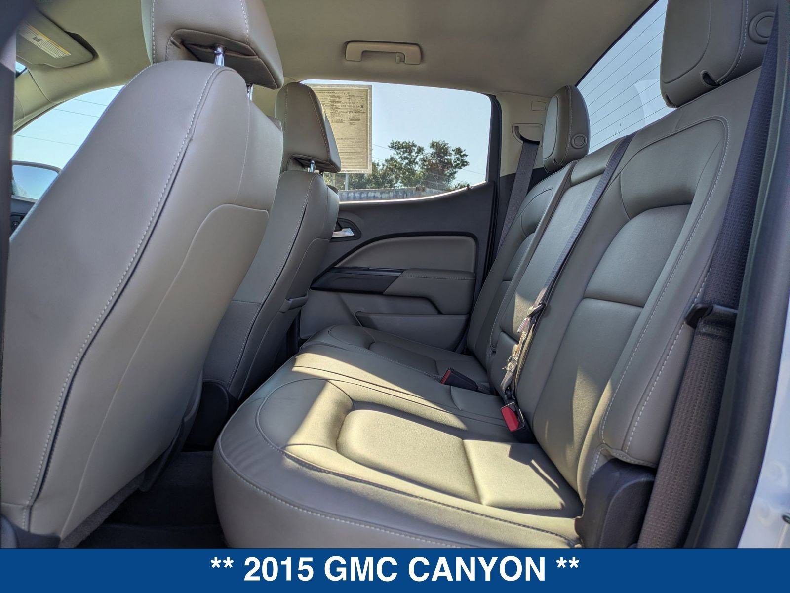 Used 2015 GMC Canyon SLT image 14
