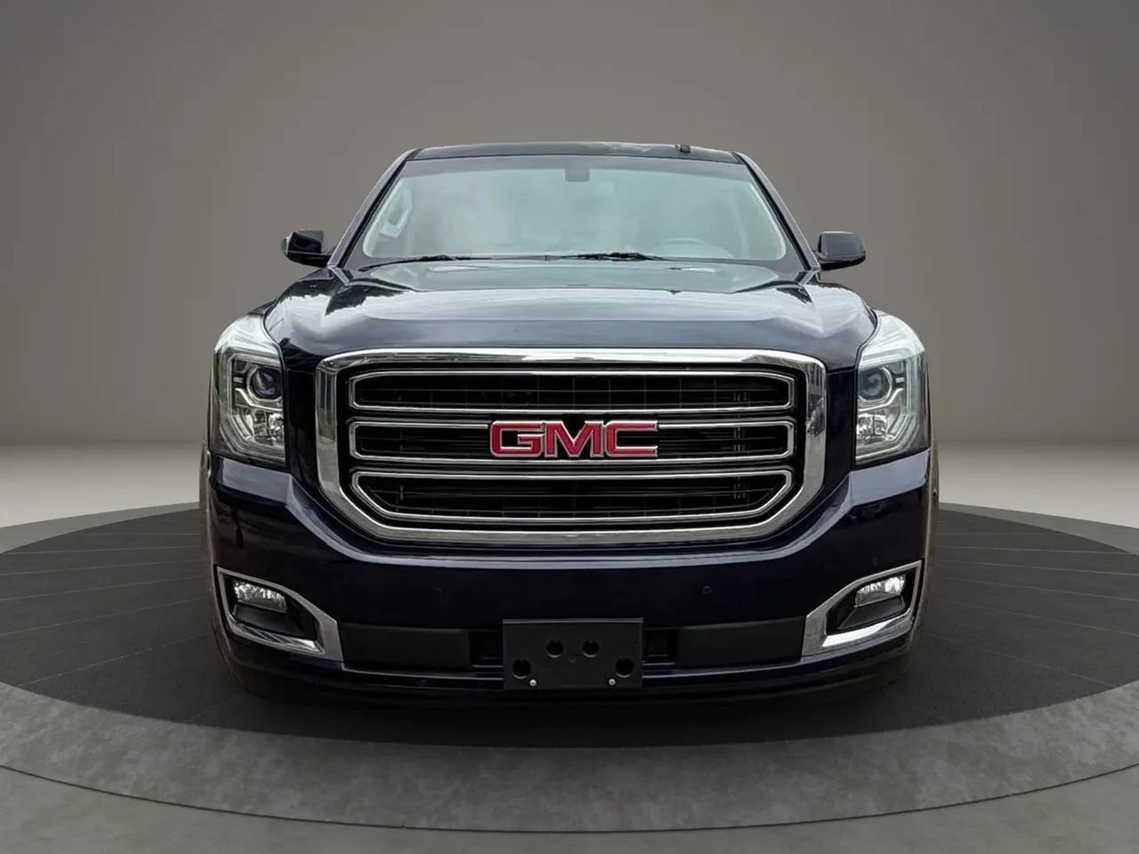 Used 2017 GMC Yukon XL SLE image 2