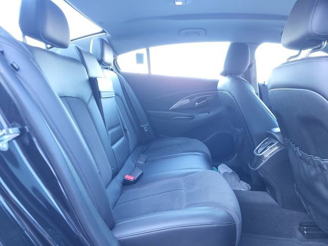 Used 2015 Buick LaCrosse Base image 12