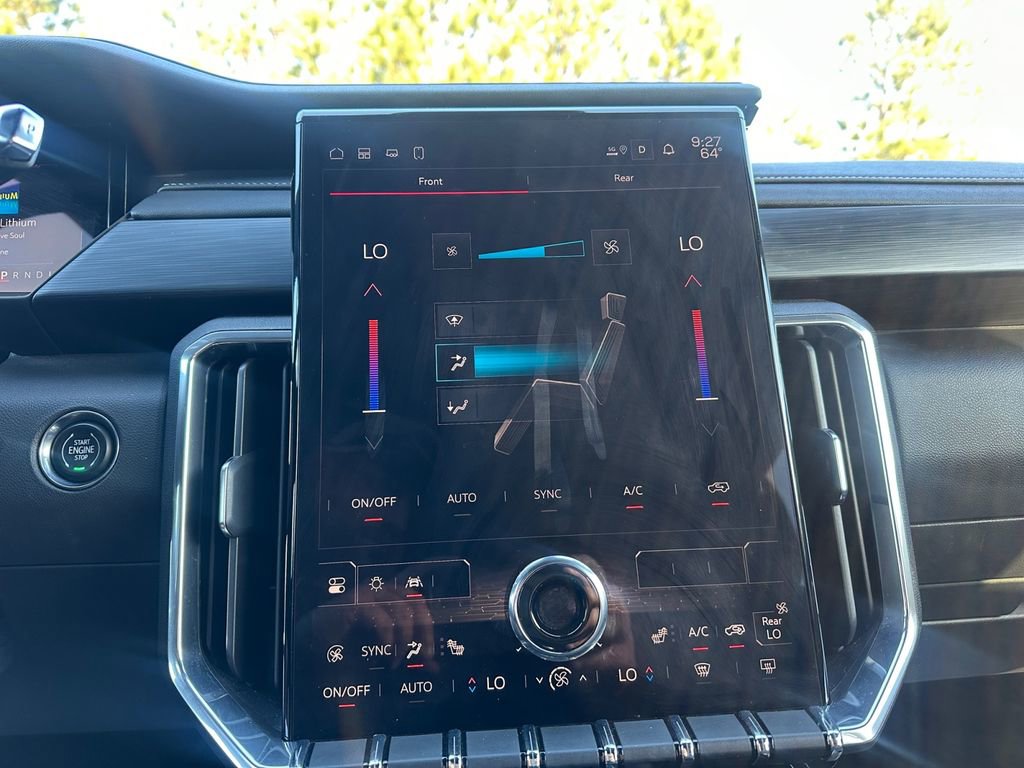 Used 2025 GMC Acadia Elevation image 22