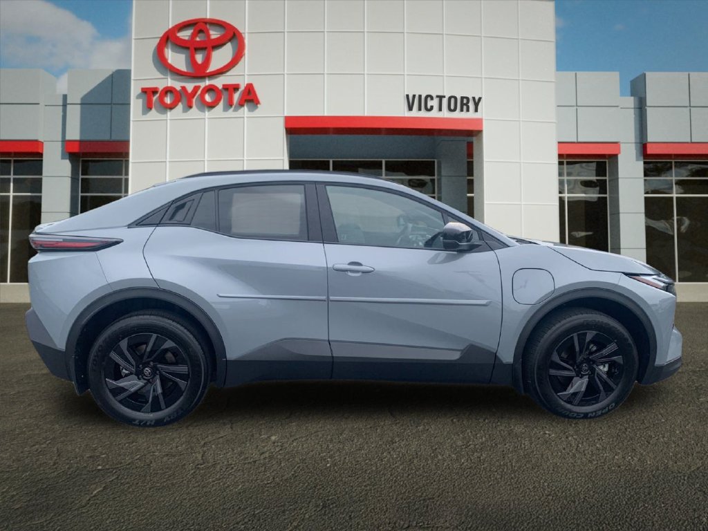 New 2026 Toyota C-HR AWD/4WD image 2
