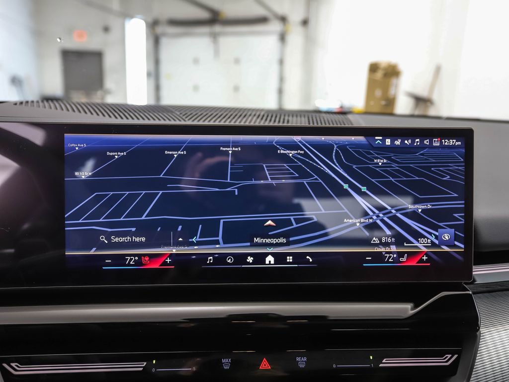 New 2026 BMW 530i xDrive w/ M Sport Package image 16